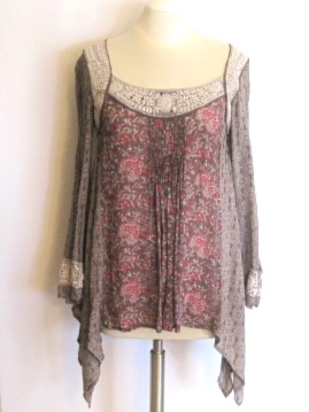 Vintage Monsoon Long Sleeve Asymmetric Tunic Top